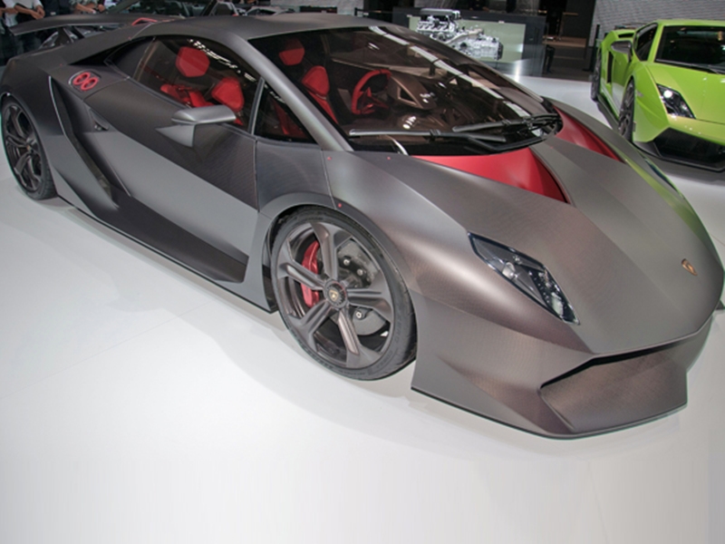 " Lamborghini Sesto Elemento" ثاني أغلى سيارة رياضية في العالم